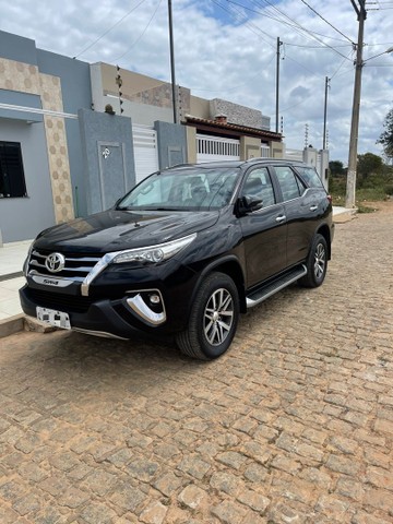 TOYOTA SW4 7 LUGARES 2018 DIESEL EXTRA