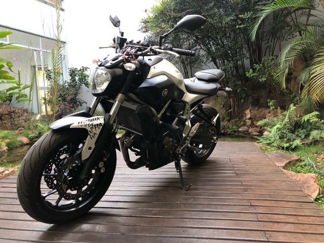 YAMAHA MT-07