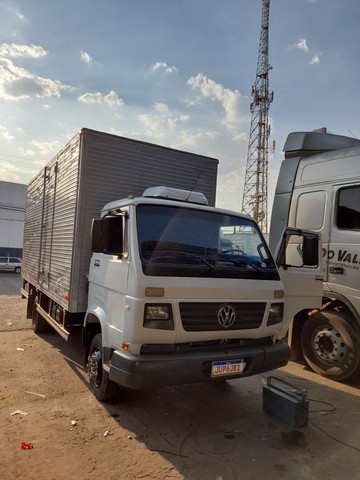 VENDE SE OU FAZ FRETE PARA TODO O BRASIL TRANSPORTE COM SEGURANÇA
