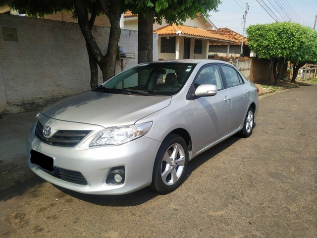 COROLLA XEI