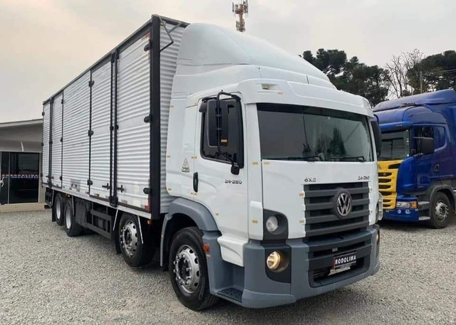 CAMINHÃO VOLKSWAGEN