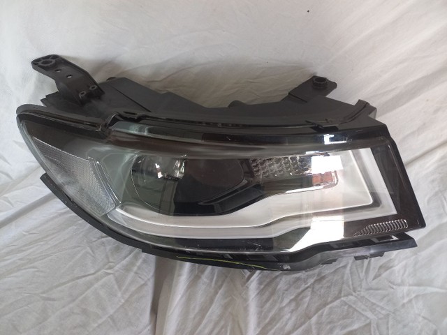 Farol  jeep compass C/ xenon 17/21 Dir: - Foto 4