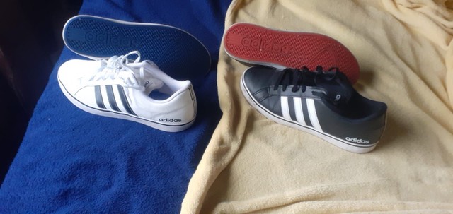 dois adidas