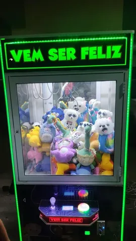 Macaco Feliz de Pelúcia 55 cm Antialérgico