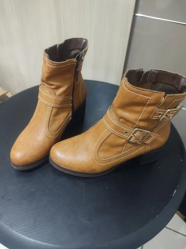 Bota cano clearance curto walkabout