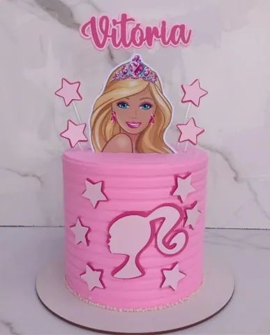 Bolo da Barbie temático rosa encomenda de bolo festa aniversário. em 2023