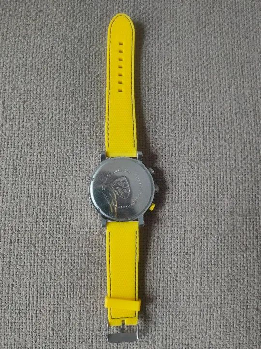 Relógio Ferrari pulseira borracha  - Foto 2