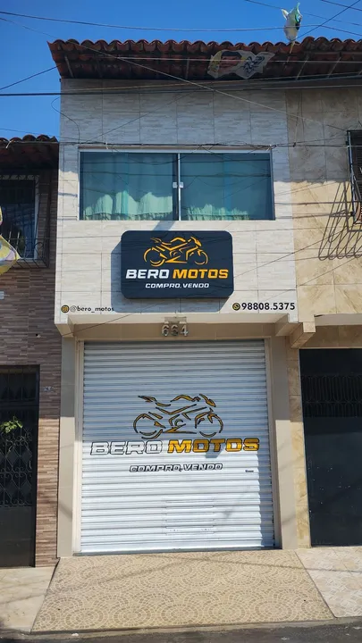 Casa duplex com ponto comercial na bela vista 