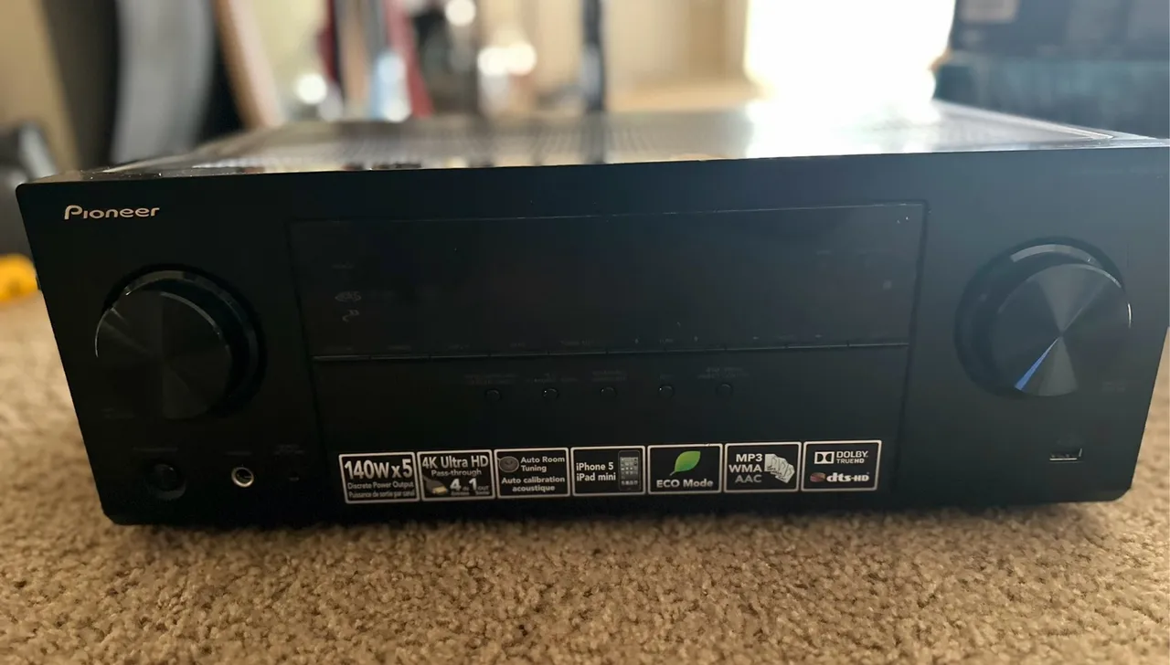 Receiver Pioneer AV RECEIVER VSX-52.- 140W x 5