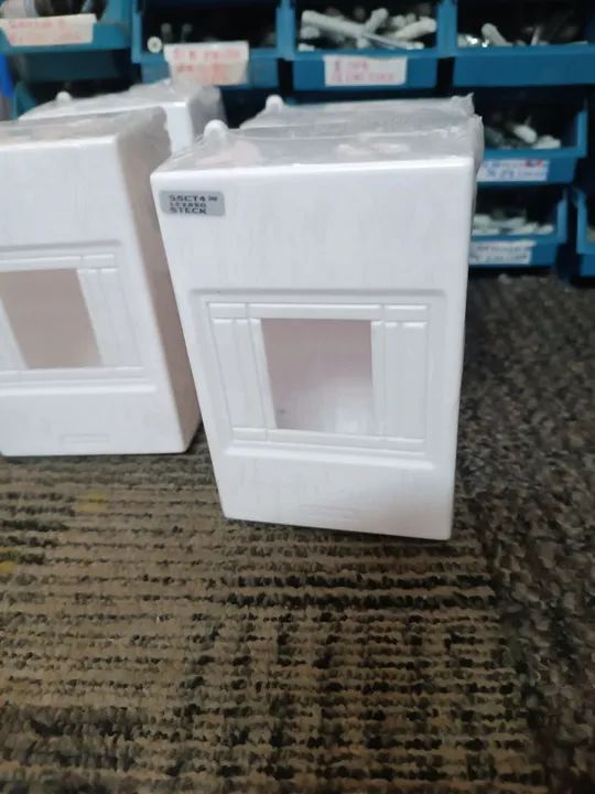 Quadro Steck sobrepor para 04 Dijuntores  - Foto 2