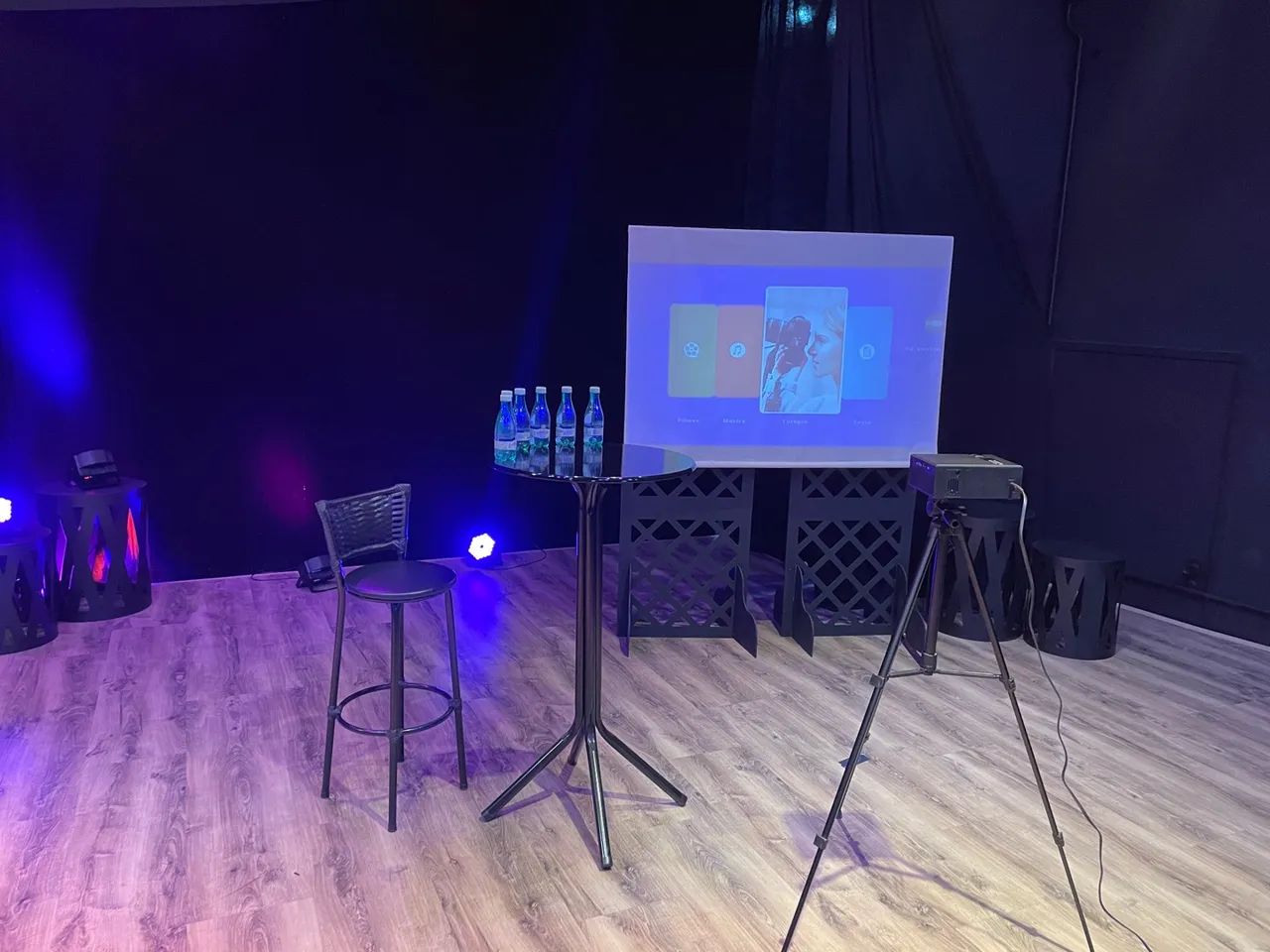 Projetor e telão Chama no whats @venturysound - Foto 2