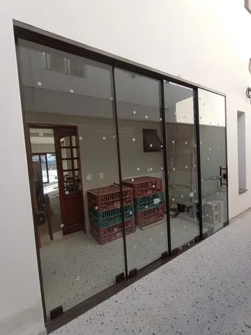 Esquadrias de alumínio e vidros temperados - Foto 4