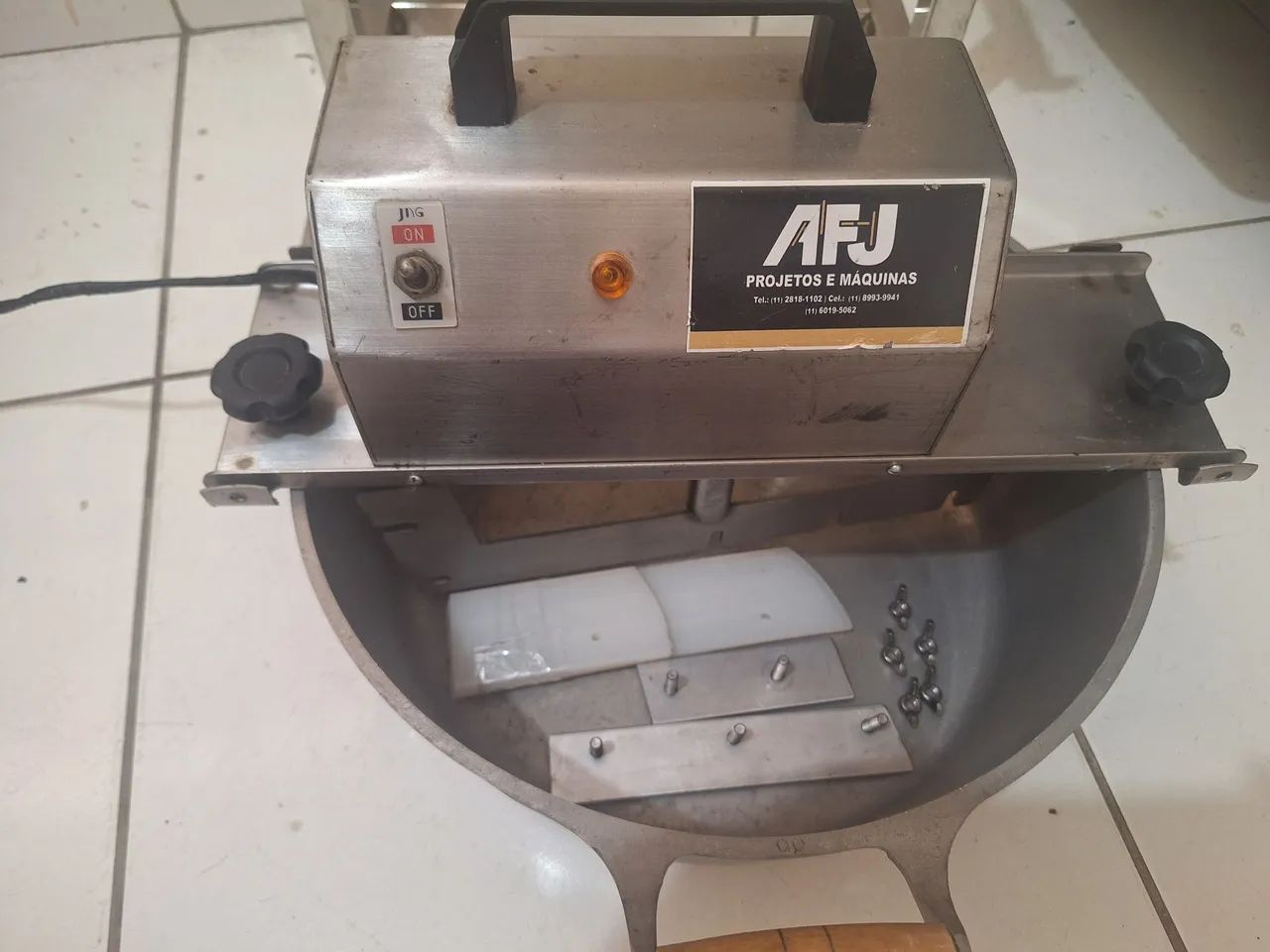 Panela elétrica para doces e massas