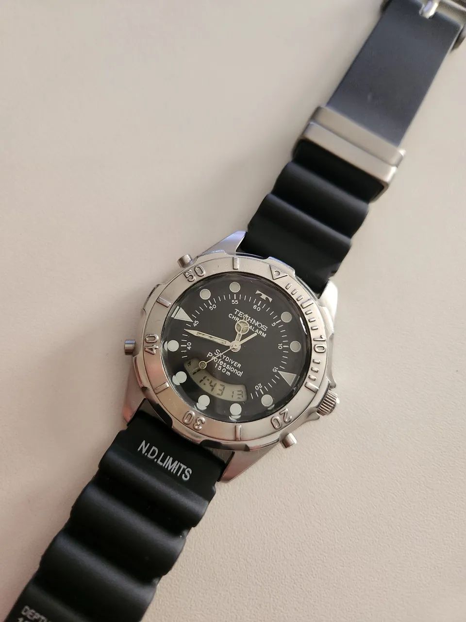 Relógio Technos Skydiver ChronoAlarm - Foto 2