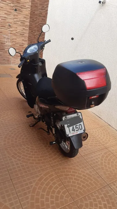 Moto Honda Biz 125 - Preta -