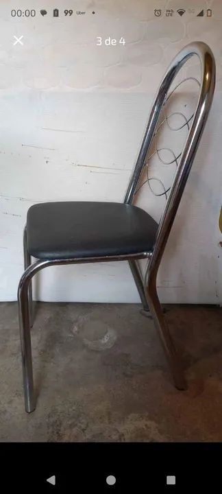 Conjunto de Mesa e Cadeiras em Metal - Foto 3