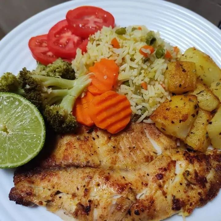 Cozinheira profissional disponível pra residência  - Foto 5