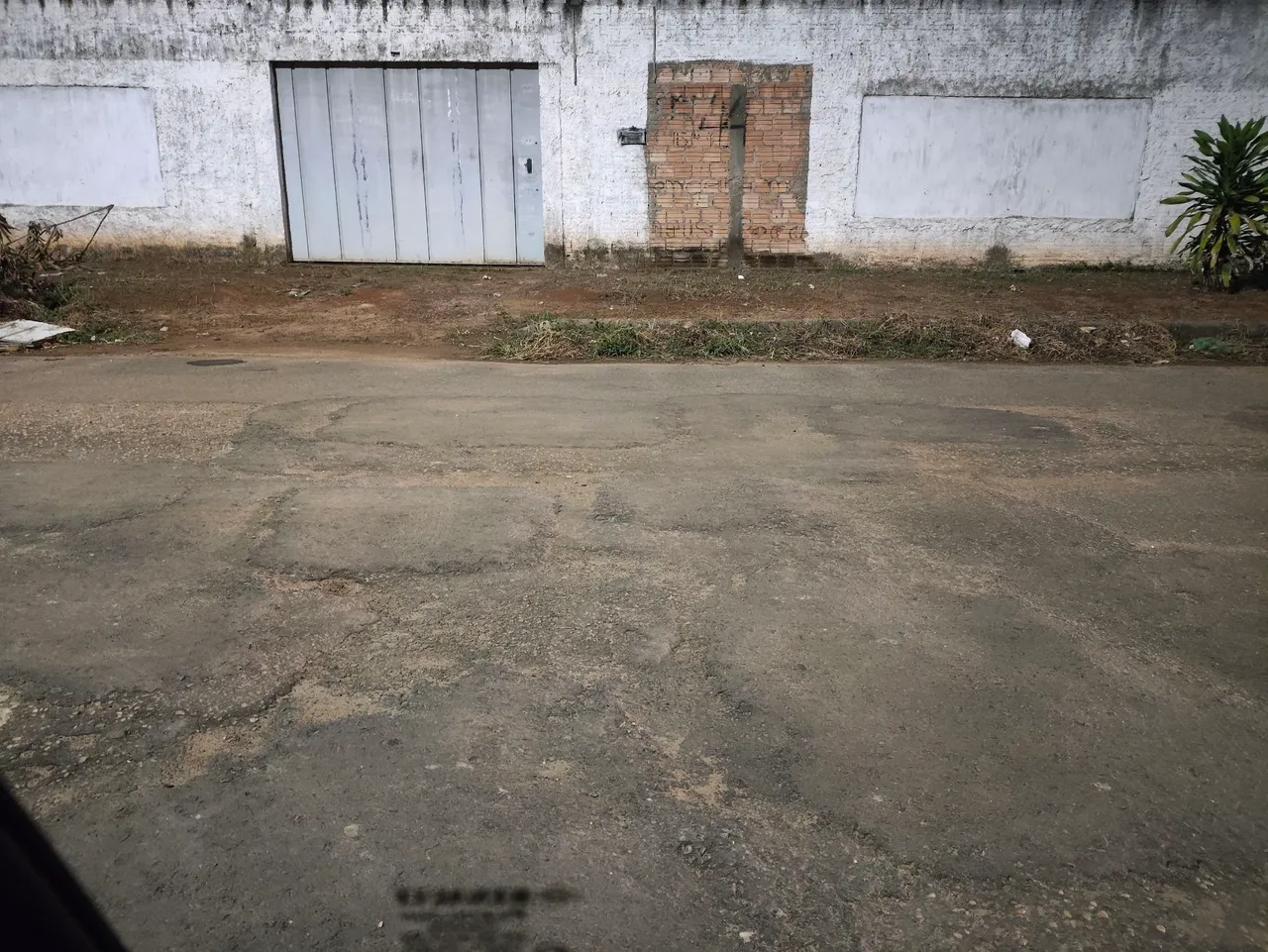 Aluga-se casa no bairro Silvio leite