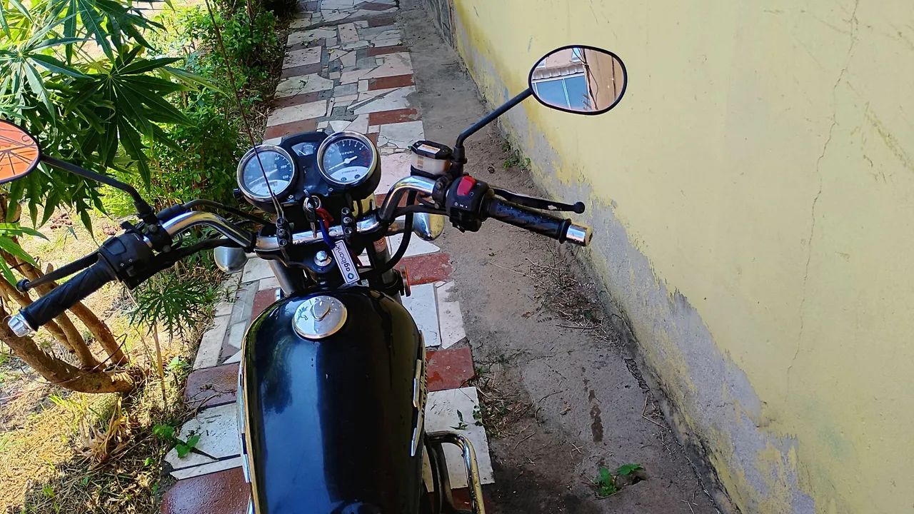 Suzuki Intruder 125 super nova - Foto 4
