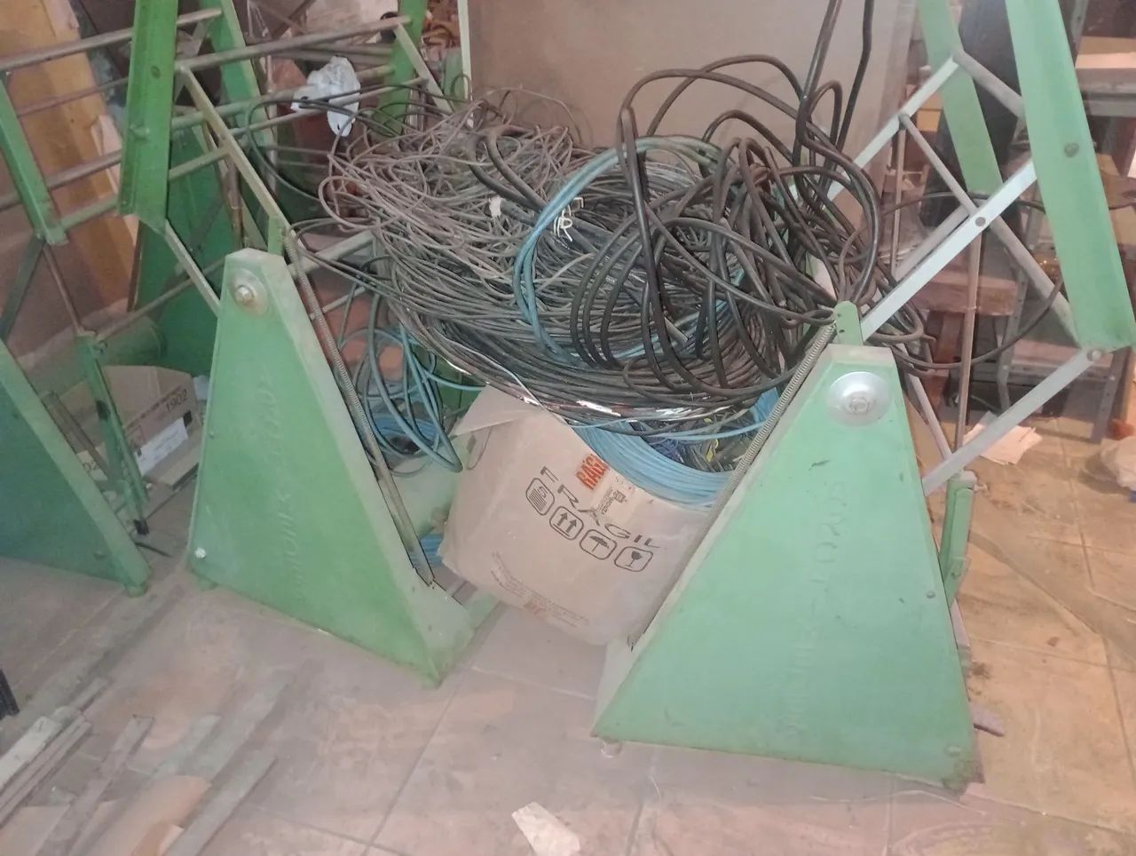 Pranchetas Arquimedes, uma raridade toda funcionando com conta peso para grandes projetos - Foto 4