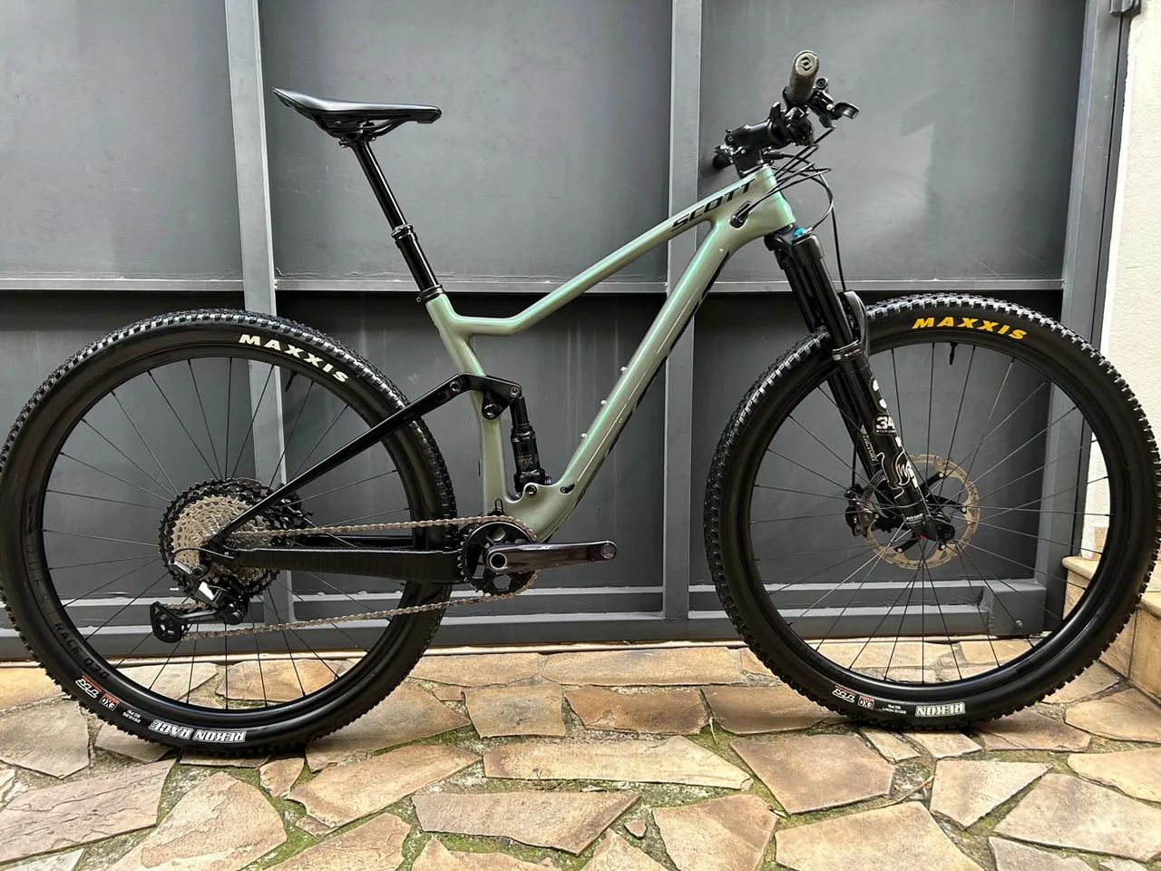BICICLETA MTB ARO 29? SCOTT SPARK FULL CARBONO ** ORIGINAL ** R$ 22900,00