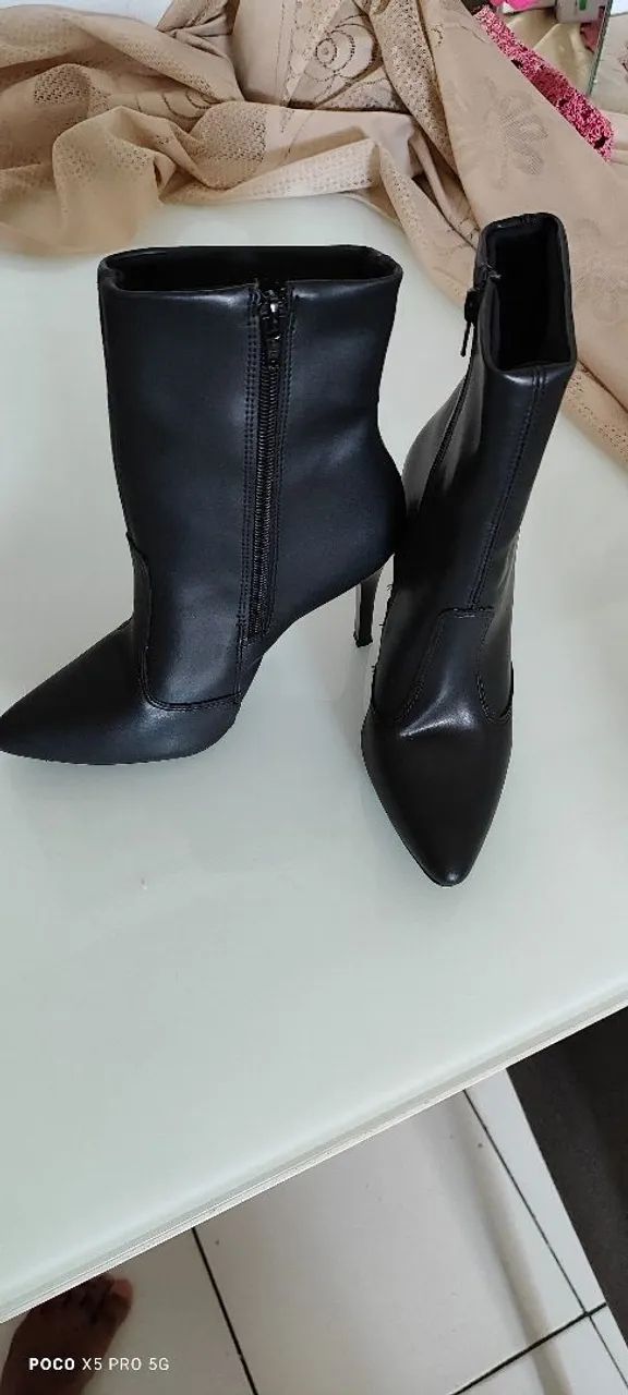 Bota feminina - Foto 2