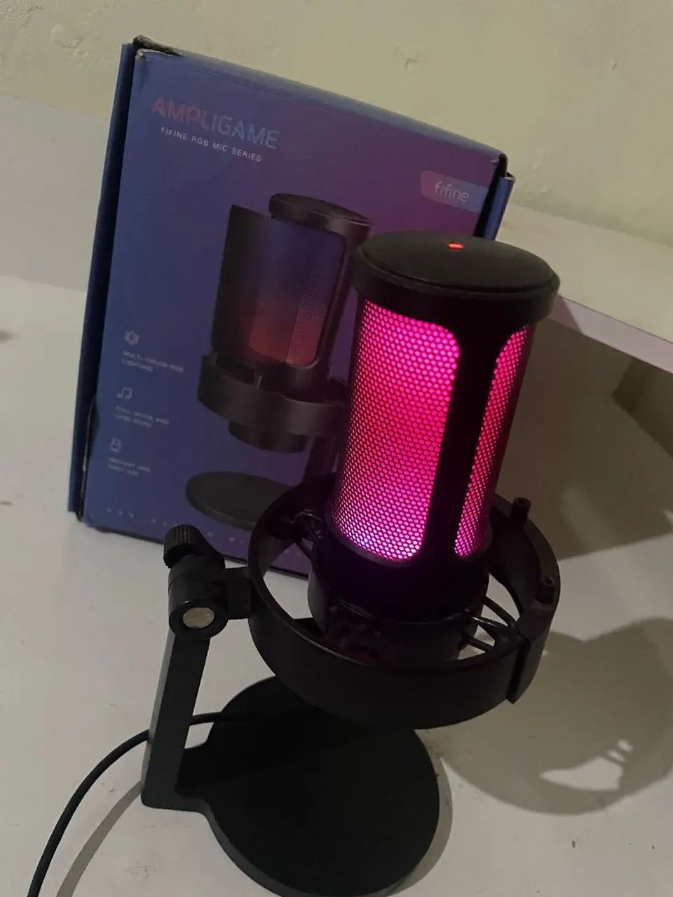 Microfone Fifine RGB Ampligame