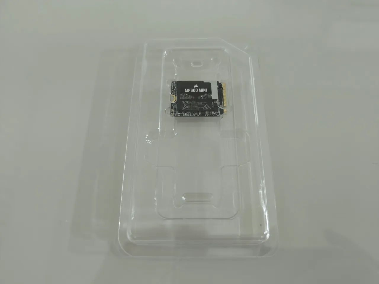 SSD Corsair MP600 Mini 1TB M.2 2230 - Novo - Foto 3