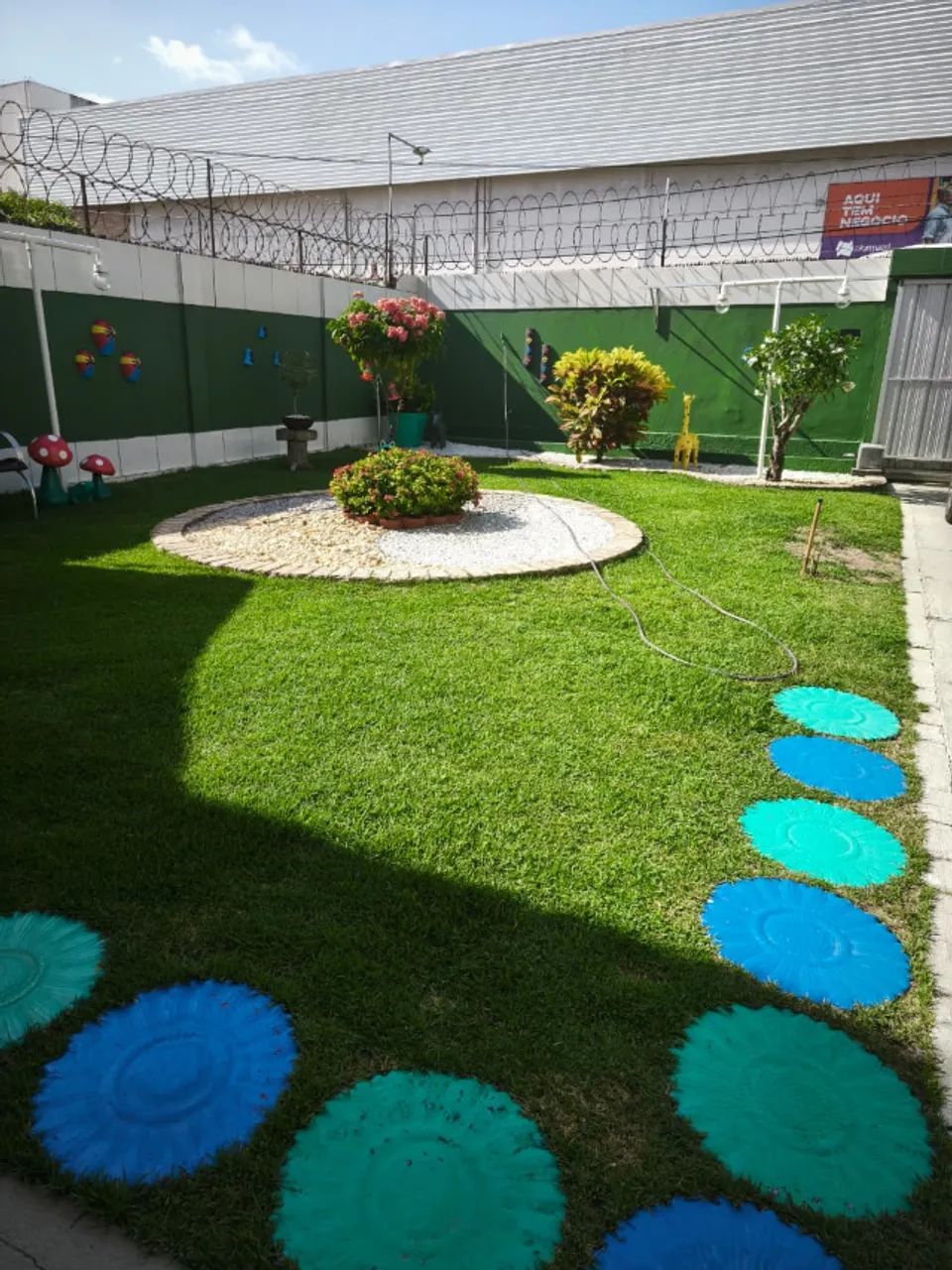 Casa com três suítes  - Cambeba - 336m² - Foto 2