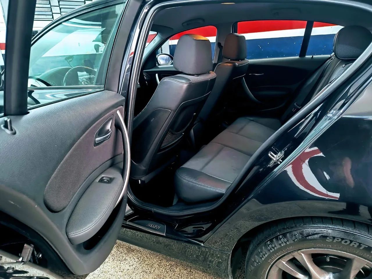 BMW 118i 2010 - Foto 4