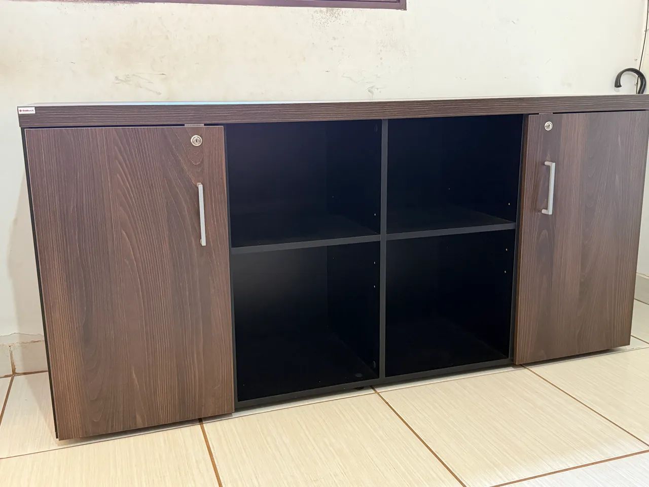 Rack com nichos e portas - 1,60X0,72X0,45