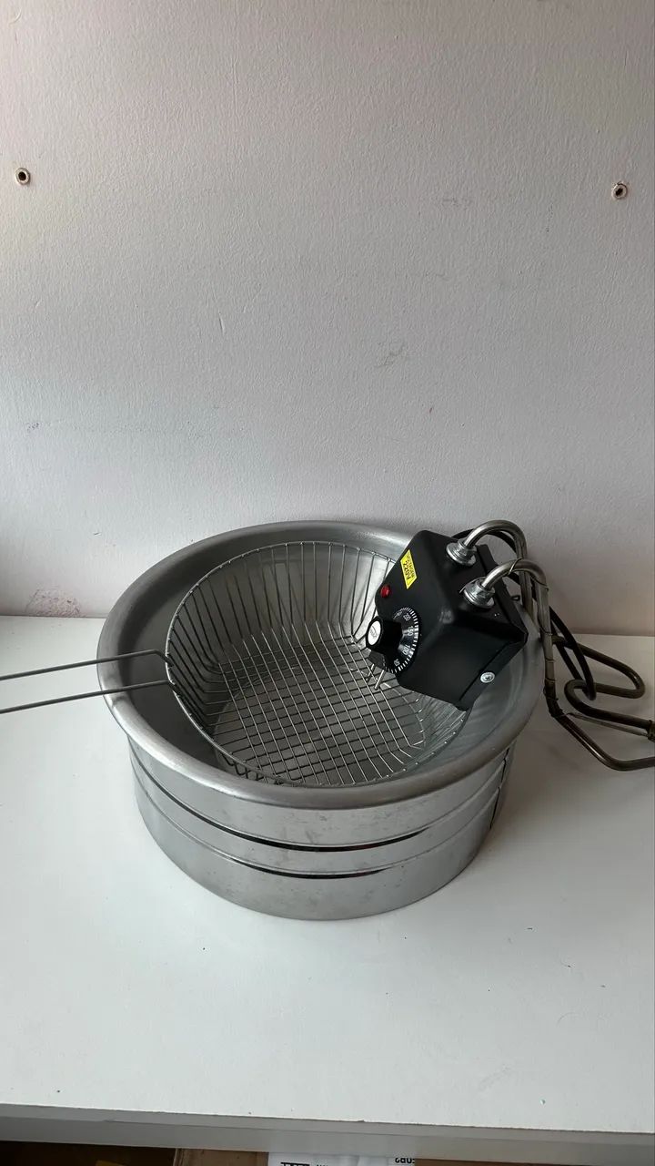 FRITADEIRA ELÉTRICA 