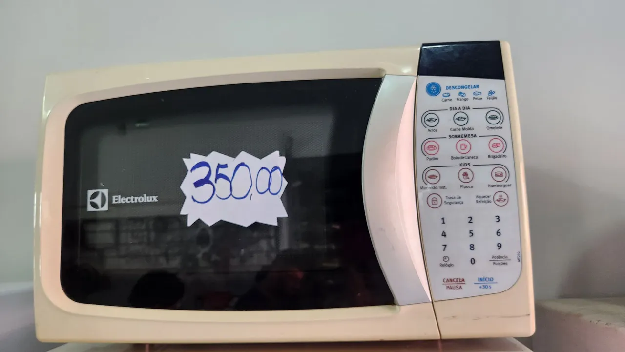 Micro-ondas Electrolux - 350,00