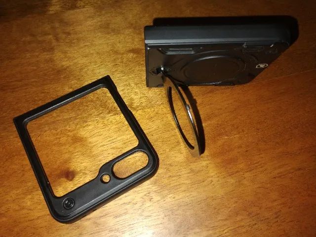 CAPA SAMSUNG GALAXY FLIP 6 - GSHIELD - MUITO NOVA - Foto 3