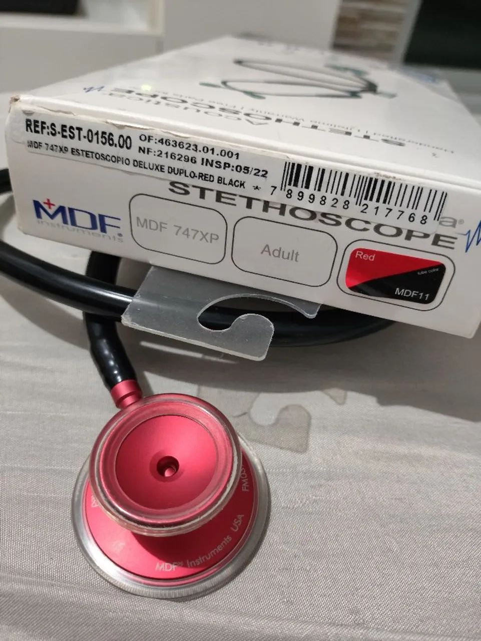 Estetoscópio MDF Instruments Deluxe Red Black  - Foto 3
