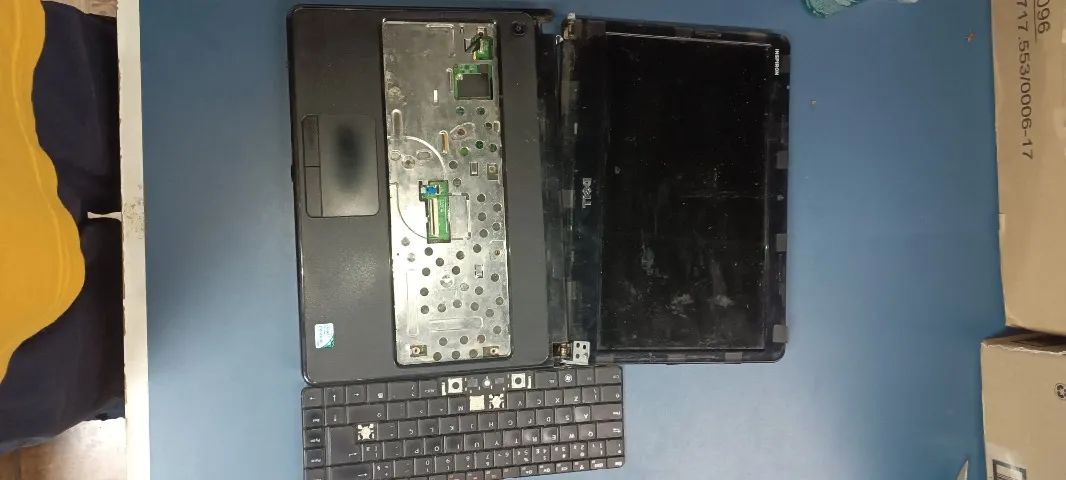 carcaça peças notebook dell p07g - Foto 2