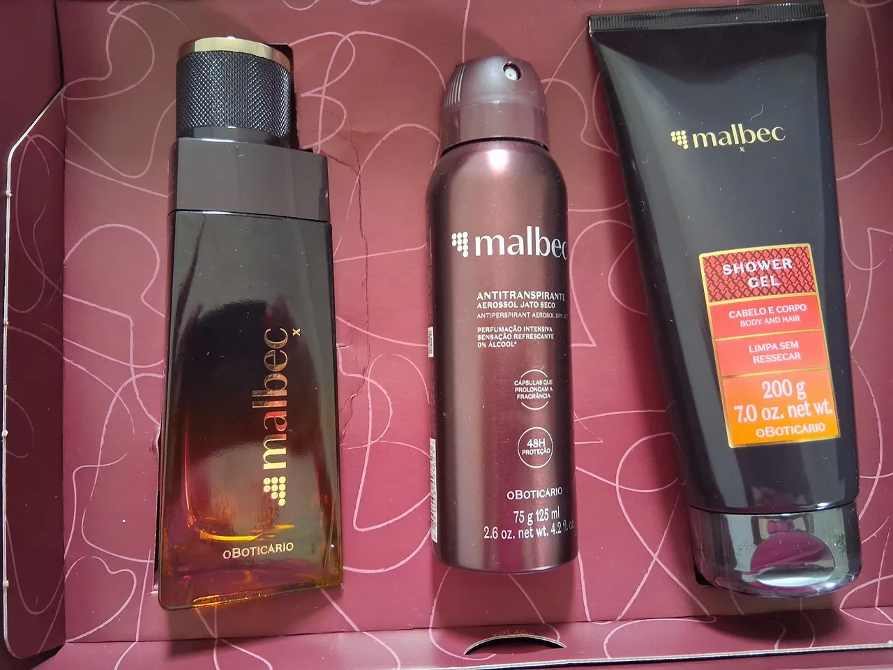 Kit Malbec O Boticário - Perfume, Desodorante e Shower Gel