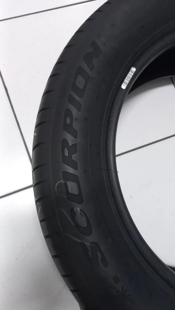 Pneu Pirelli Scorpion 215/60R17 - Foto 3