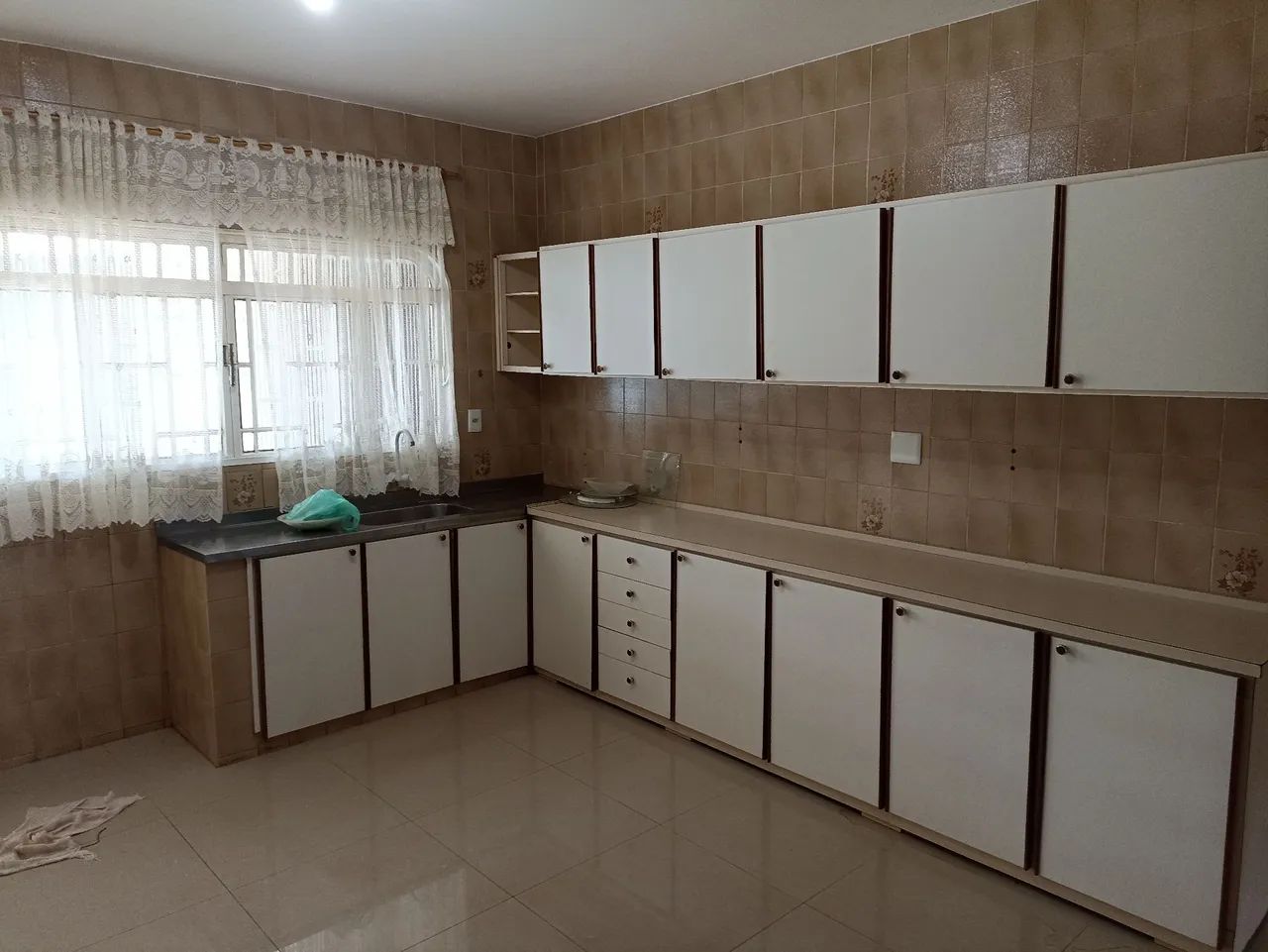 Vendo casa reformada linda - Foto 4