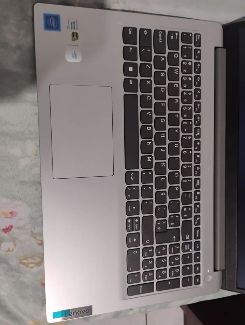 Vendo notebook Lenovo  - Foto 3