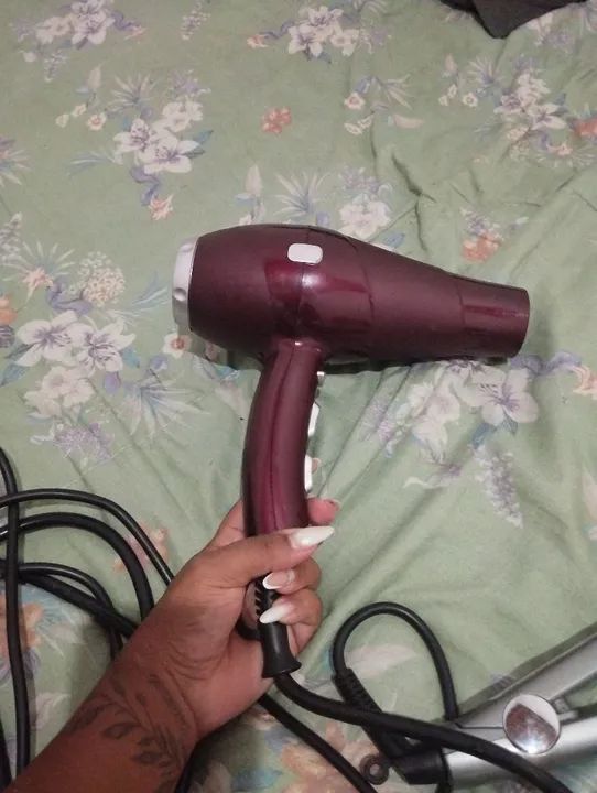 Um secador novo e uma prancha nova - Foto 2
