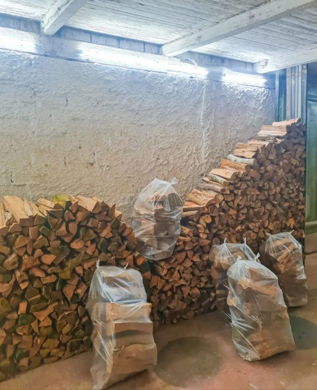 Lenha Frutífera picada
