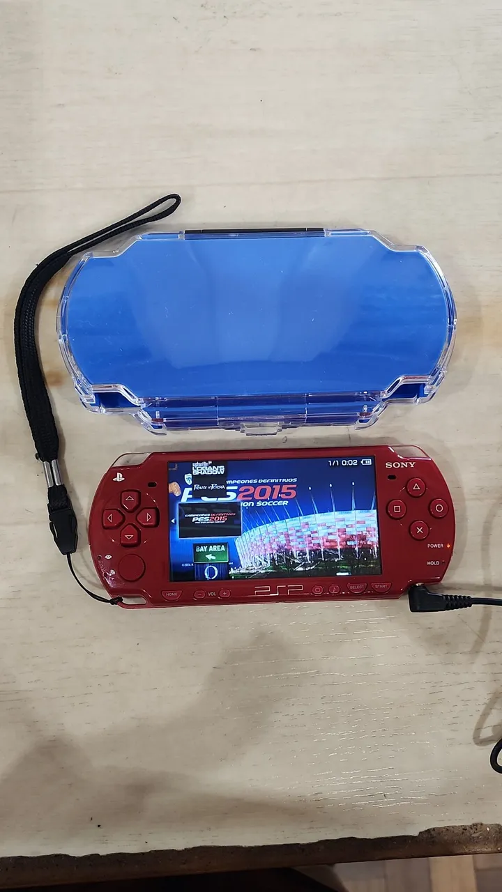 PSP Vermelho + Capa Protetora - Edição Especial