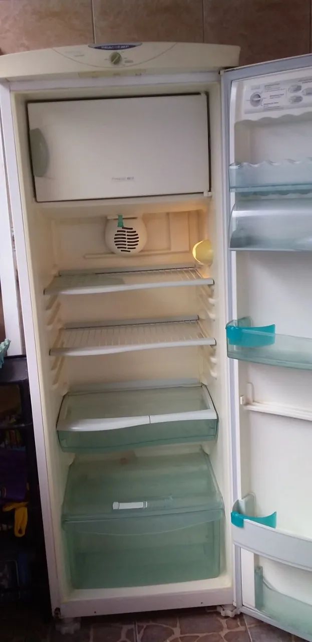 GELADEIRA BRASTEMP 350L - OPORTUNIDADE IMPERDÍVEL!  Branca | Refrigerador + Freezer Inte - Foto 2