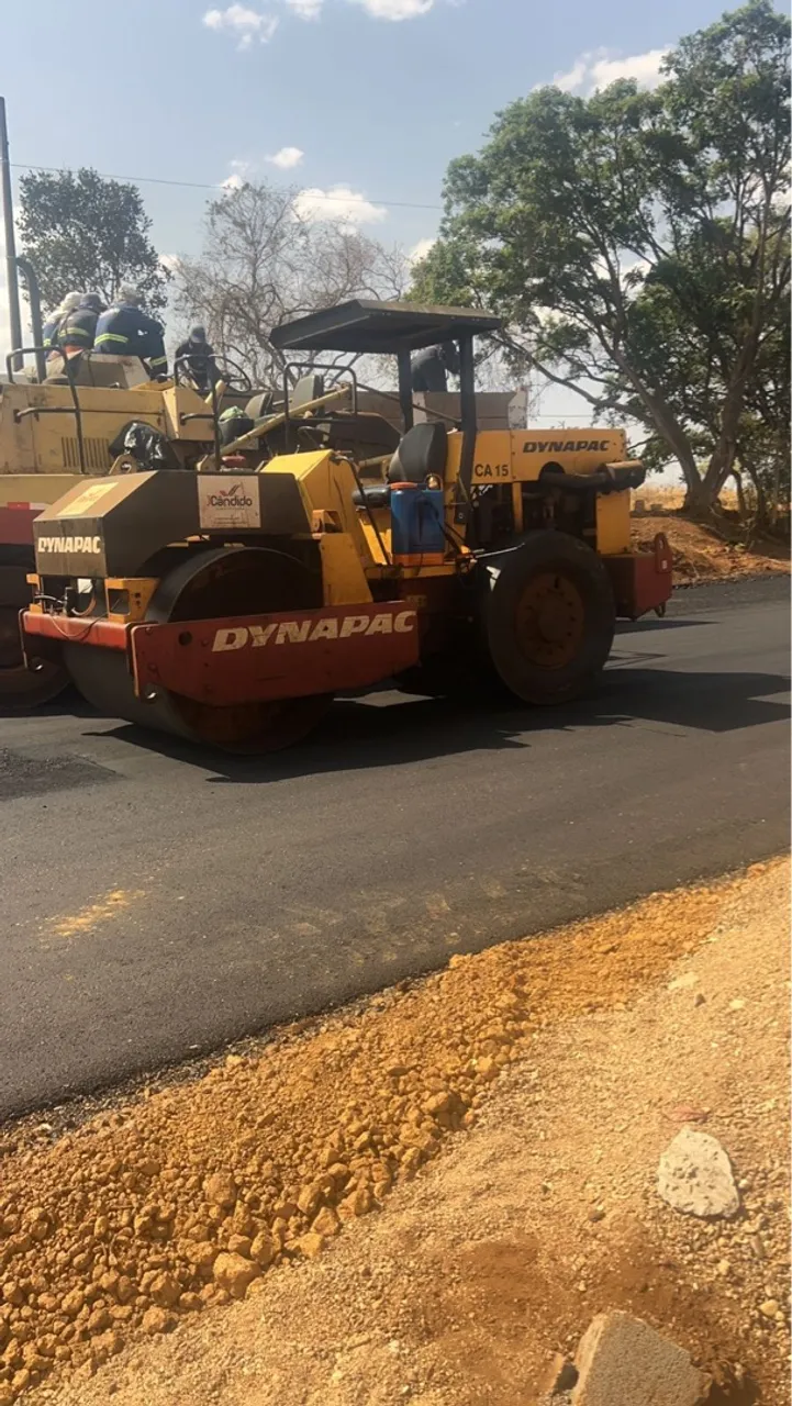 Rolo compactador Dynapac CA 15