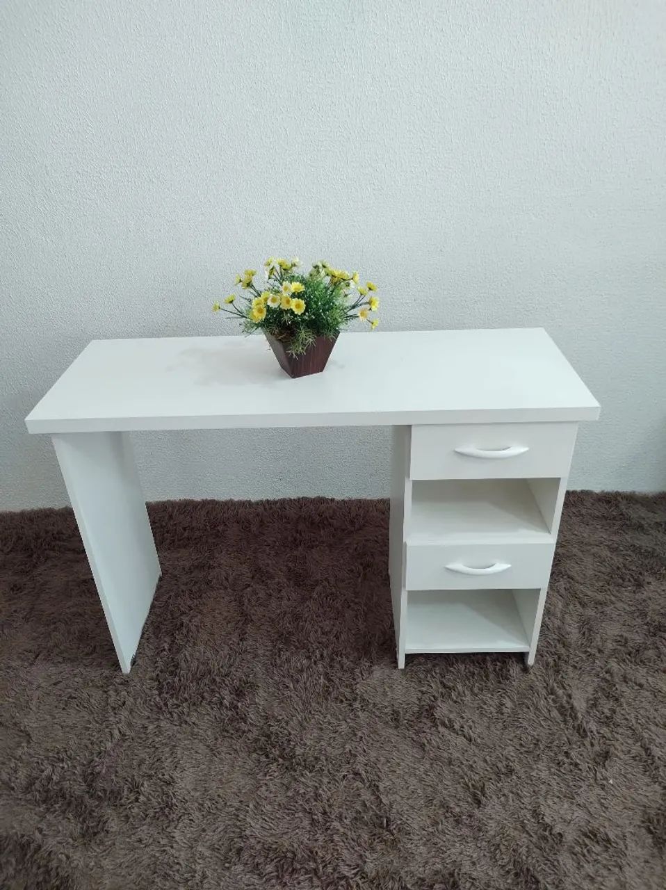 Mesa reta para Alongamento de Unhas 