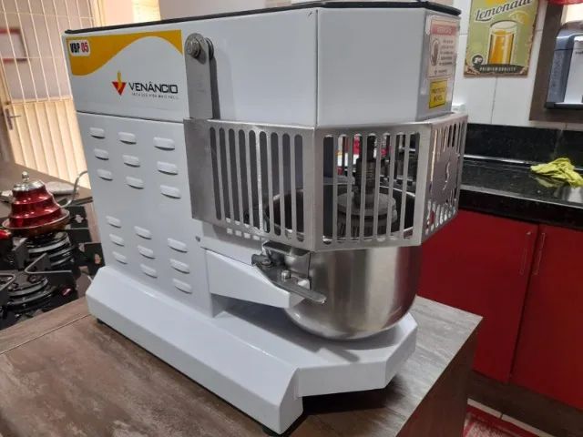 Batedeira Planetária 5 Litros Venâncio Vbp05