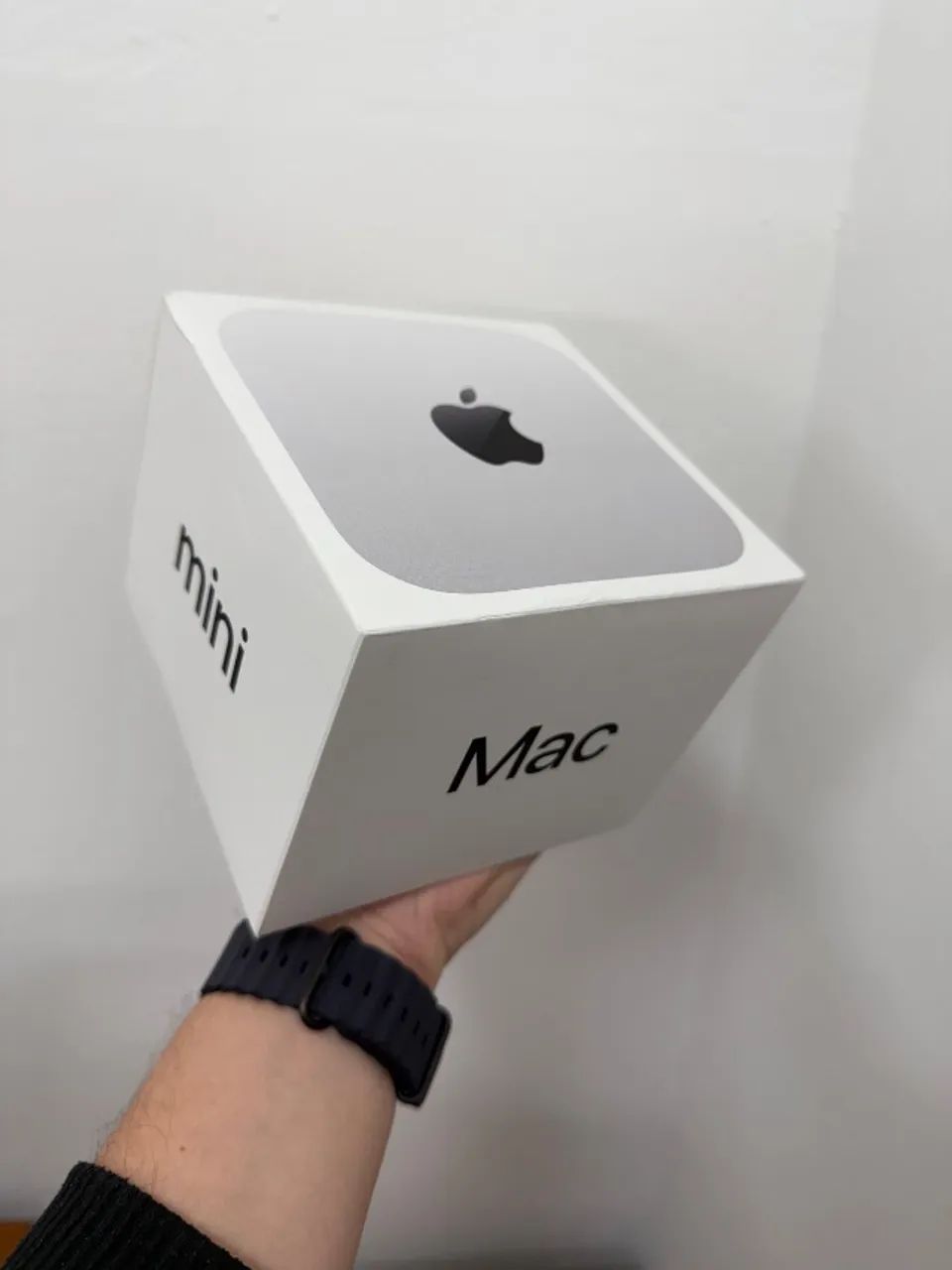 Mac Mini M4, 16GB de Ram e 512GB de SSD. Produto lacrado, com