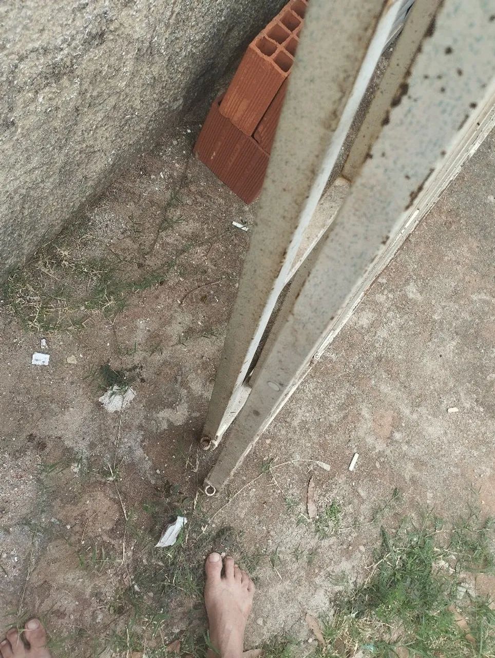 Iron gate64319461376515124