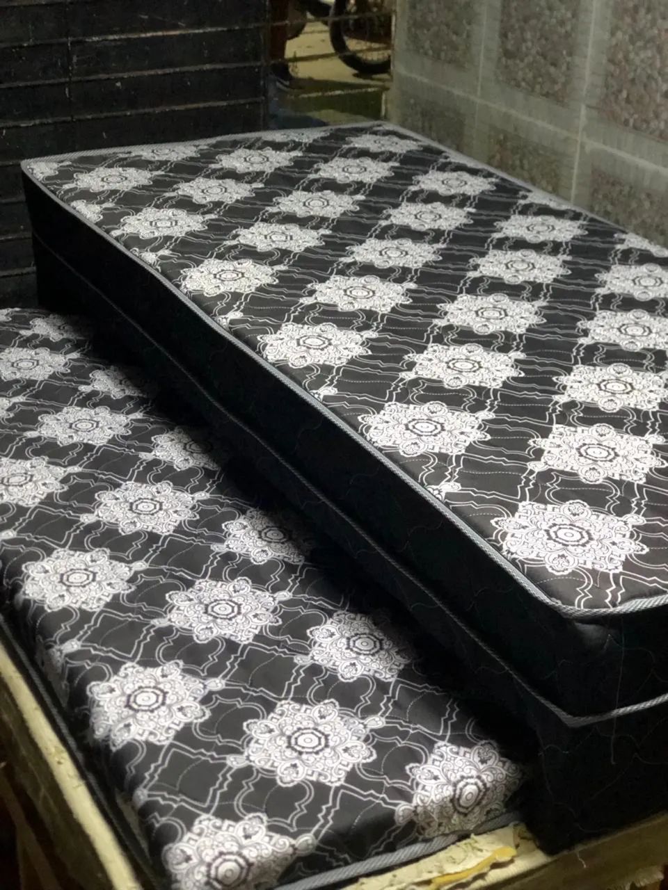 Cama box solteirão com auxiliar de fábrica  - Foto 4